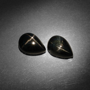 Pedras preciosas de diopsídio estrela preto natural de  ct, formato de pêra, opaco