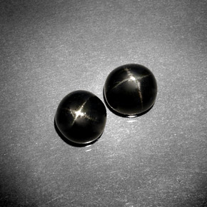 Pedras preciosas de diopsídio estrela preto natural de  ct, corte oval, opaco