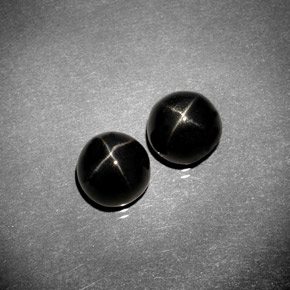 Pedras preciosas de diopsídio estrela preto natural de  ct, corte redondo, opaco