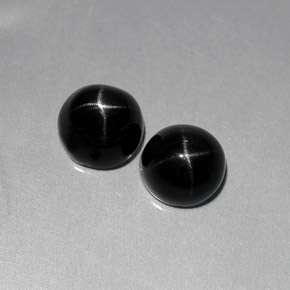 Pedras preciosas de diopsídio estrela preto natural de  ct, corte redondo, opaco