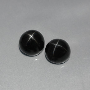 Pedras preciosas de diopsídio estrela preto natural de  ct, corte redondo, opaco