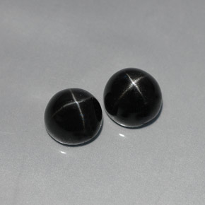 Pedras preciosas de diopsídio estrela preto natural de  ct, corte redondo, opaco