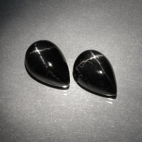 Pedras preciosas de diopsídio estrela preto natural de  ct, formato de pêra, opaco