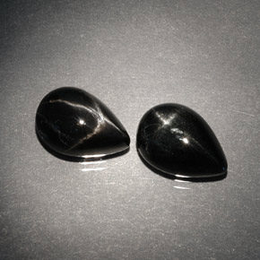 Pedras preciosas de diopsídio estrela preto natural de  ct, formato de pêra, opaco