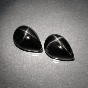 Pedras preciosas de diopsídio estrela preto natural de  ct, formato de pêra, opaco