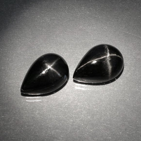 Pedras preciosas de diopsídio estrela preto natural de  ct, formato de pêra, opaco