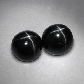 Pedras preciosas de diopsídio estrela preto natural de  ct, corte redondo, opaco