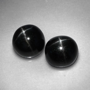 Pedras preciosas de diopsídio estrela preto natural de  ct, corte redondo, opaco