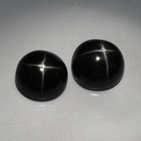 Pedras preciosas de diopsídio estrela preto natural de  ct, corte redondo, opaco
