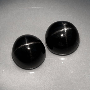 Pedras preciosas de diopsídio estrela preto natural de  ct, corte redondo, opaco