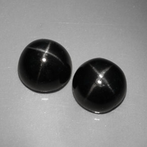 Pedras preciosas de diopsídio estrela preto natural de  ct, corte redondo, opaco
