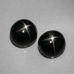 Pedras preciosas de diopsídio estrela preto natural de  ct, corte redondo, opaco