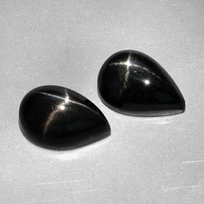 Pedras preciosas de diopsídio estrela preto natural de  ct, formato de pêra, opaco