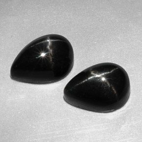 Pedras preciosas de diopsídio estrela preto natural de  ct, formato de pêra, opaco
