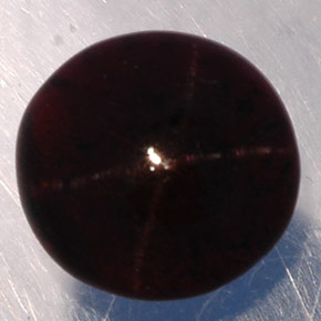 Granada estrela preto natural 4,36ct, corte redondo, translúcido