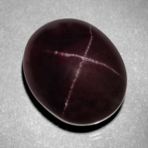 Granada estrela vermelho natural 16,05ct, corte oval, opaco