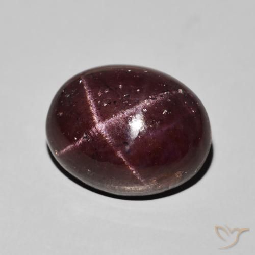 Granada Estrela Vermelho escuro Natural 14.88ct, oval, Opaco