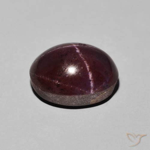 Granada Estrela Vermelho escuro Natural 10.57ct, oval, Opaco
