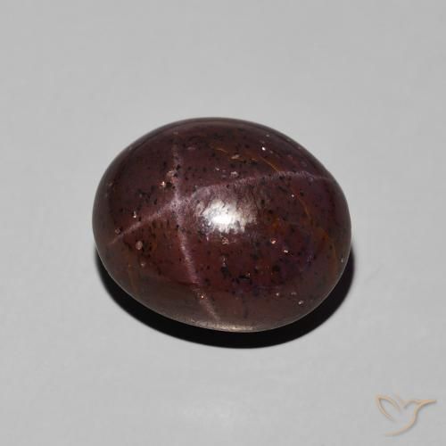 Granada Estrela Vermelho escuro Natural 11.62ct, oval, Opaco