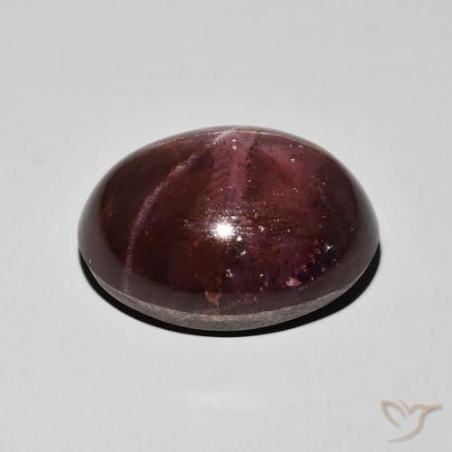 Granada Estrela Vermelho escuro Natural 33.69ct, oval, Opaco