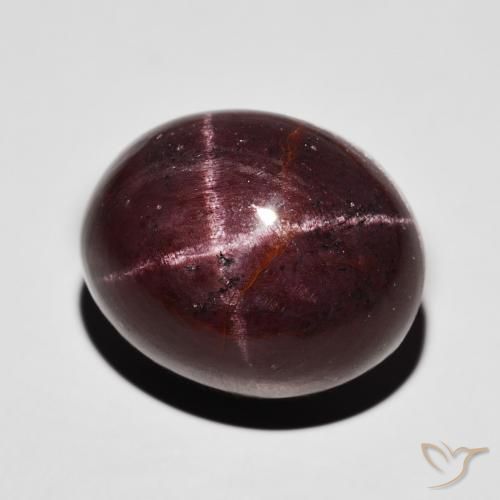 Granada Estrela Vermelho escuro Natural 37.00ct, oval, Opaco