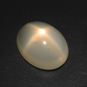 Pedra da lua estrela creme natural 18,57ct, corte oval, translúcido