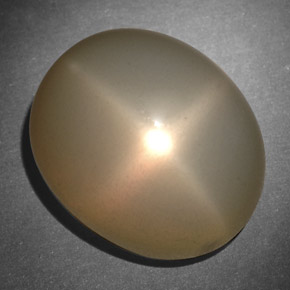 Pedra da lua estrela creme natural 26,57ct, corte oval, translúcido