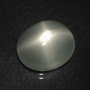 Pedra da lua estrela verde natural 5,04ct, corte oval, translúcido