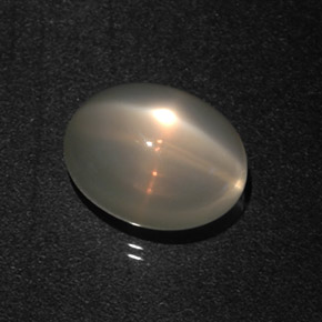 Pedra da lua estrela creme natural 7,22ct, corte oval, translúcido