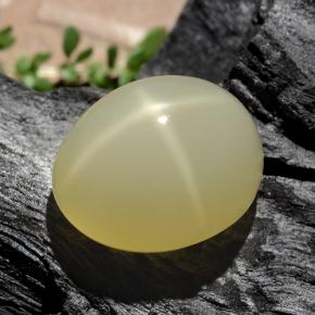 Pedra da lua estrela creme natural 17,55ct, corte oval, translúcido