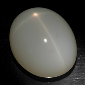 Pedra da lua estrela branco natural 21,71ct, corte oval, translúcido