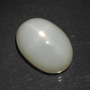 Pedra da lua estrela creme natural 11,08ct, corte oval, translúcido