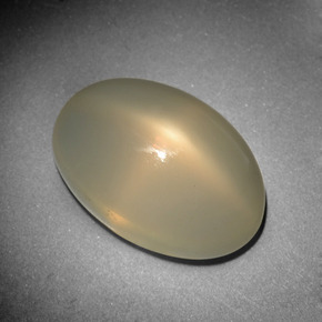 Pedra da lua estrela creme natural 10,15ct, corte oval, translúcido