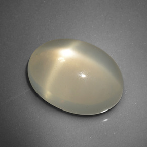 Pedra da lua estrela creme natural 9,33ct, corte oval, translúcido