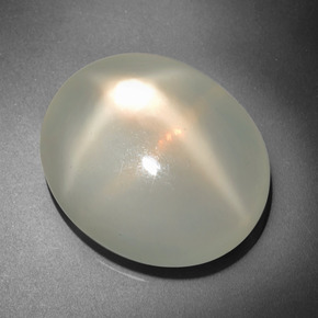 Pedra da lua estrela creme natural 20,82ct, corte oval, translúcido
