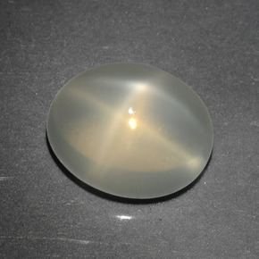 Pedra da lua estrela creme natural 3,76ct, corte oval, translúcido