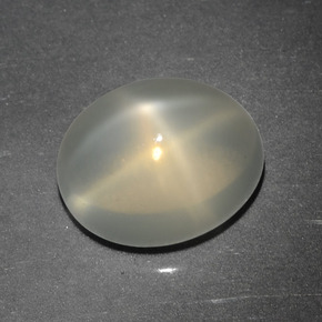 Pedra da lua estrela creme natural 3,76ct, corte oval, translúcido