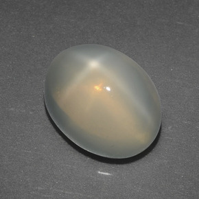 Pedra da lua estrela creme natural 2,72ct, corte oval, translúcido