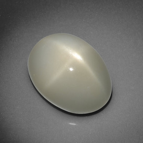 Pedra da lua estrela creme natural 10,16ct, corte oval, translúcido