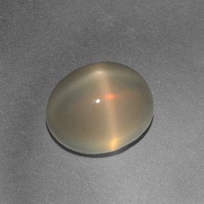 Pedra da lua estrela creme natural 4,97ct, corte oval, translúcido