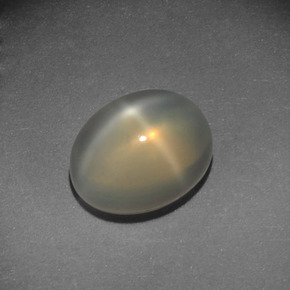 Pedra da lua estrela creme natural 3,54ct, corte oval, translúcido