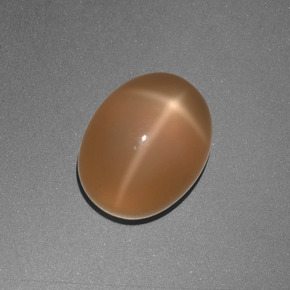 Pedra da lua estrela laranja natural 3,05ct, corte oval, translúcido