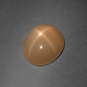 Pedra da lua estrela laranja natural 4,81ct, corte oval, translúcido