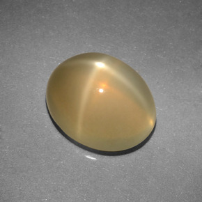 Pedra da lua estrela creme natural 3,04ct, corte oval, translúcido