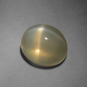 Pedra da lua estrela amarelo natural 5,48ct, corte oval, translúcido