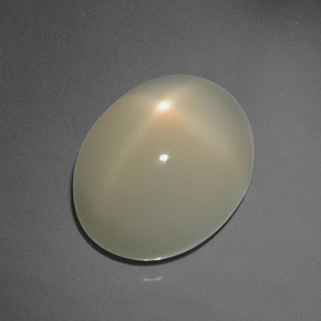 Pedra da lua estrela marrom natural 7,26ct, corte oval, translúcido