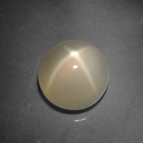 Pedra da lua estrela creme natural 3,90ct, corte redondo, translúcido