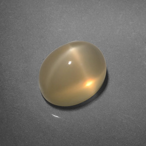 Pedra da lua estrela creme natural 3,25ct, corte oval, translúcido