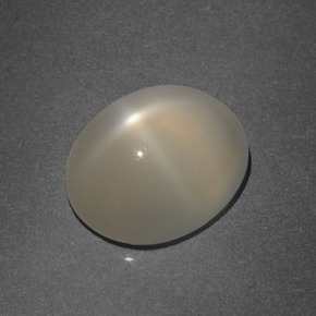 Pedra da lua estrela creme natural 3,86ct, corte oval, translúcido