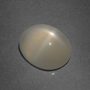 Pedra da lua estrela creme natural 3,86ct, corte oval, translúcido